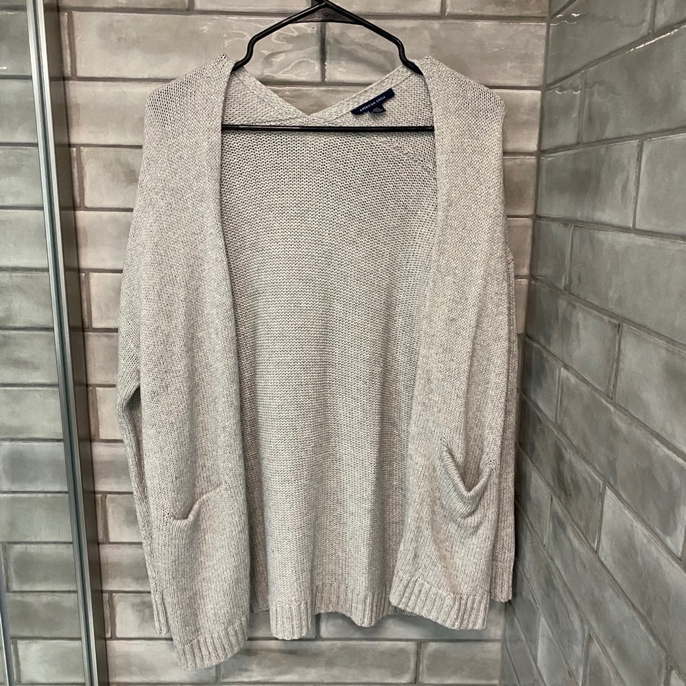 American Eagle cardigan !!